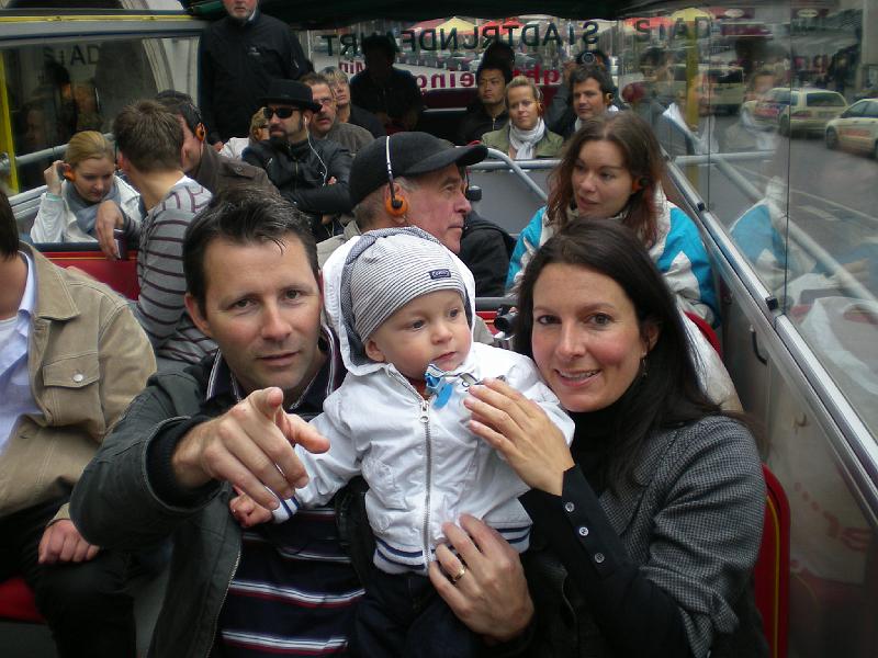 DSCN0615.JPG - Stadtrundfahrt in München / Buss med cabrio